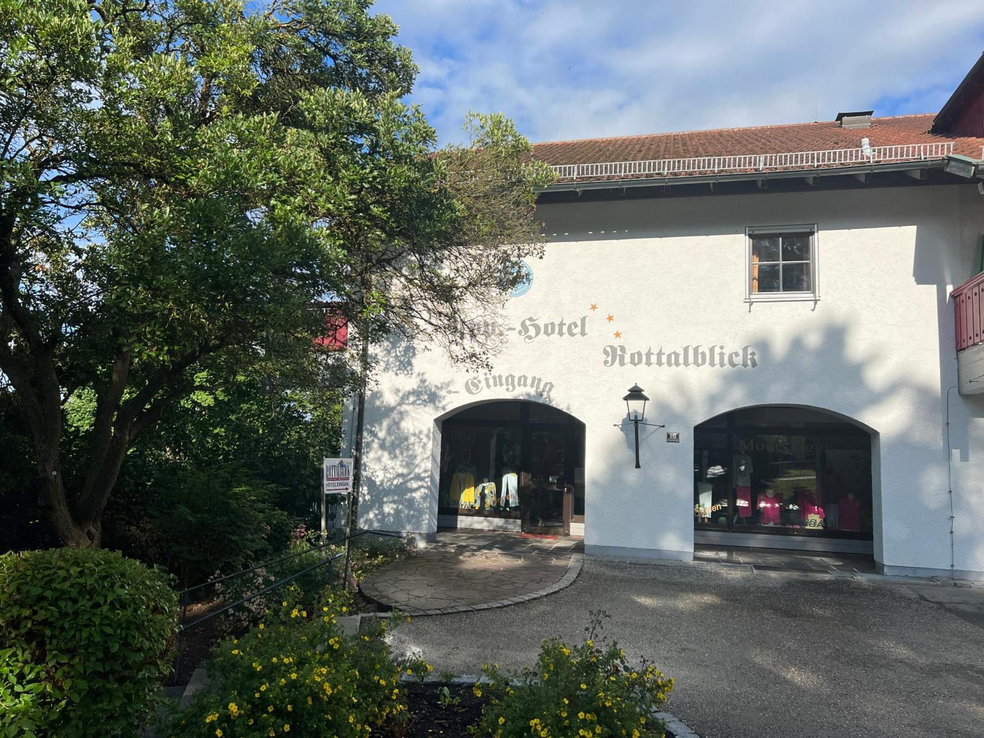 Appartement Mit Bademantelgang Zur Wohlfuehltherme Bad Griesbach  Exterior foto